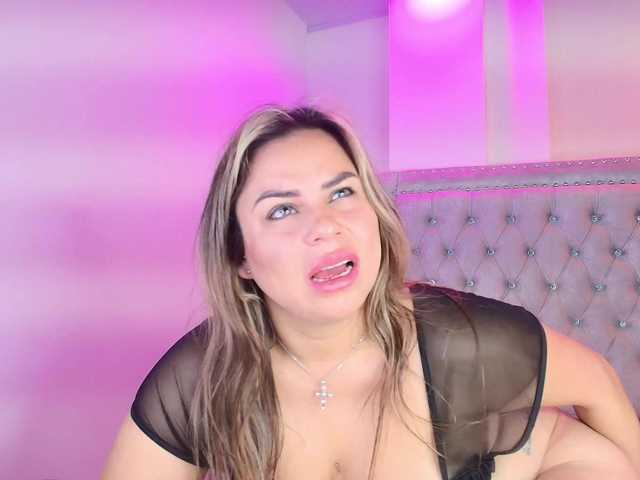 Lia-adams's BongaCams show and profile