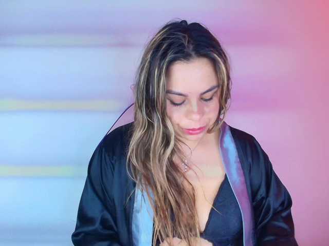 Lia-adams's BongaCams show and profile