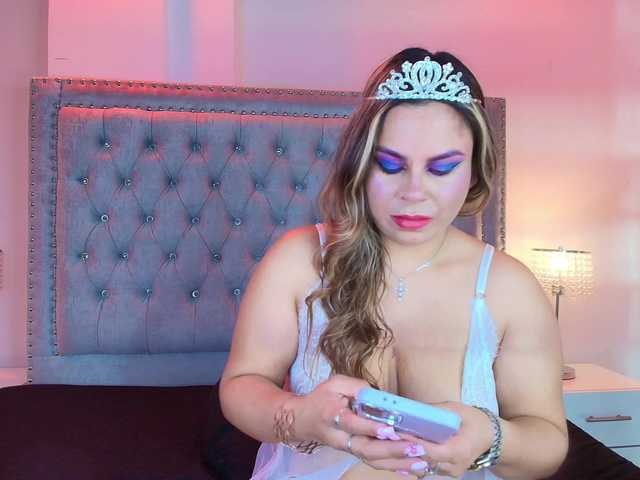 Lia-adams's BongaCams show and profile