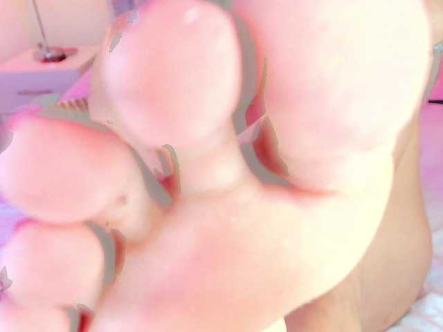 Lia-adams's BongaCams show and profile