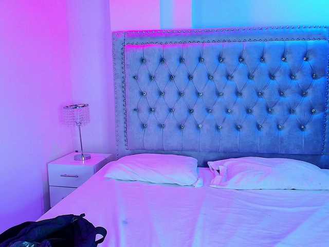 Lia-adams's BongaCams show and profile