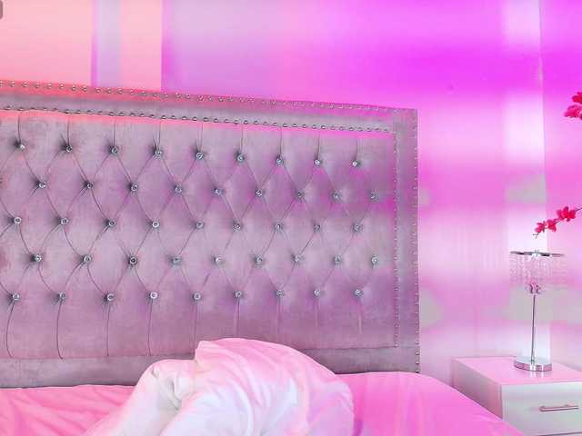 Lia-adams's BongaCams show and profile