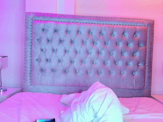 Lia-adams's BongaCams show and profile