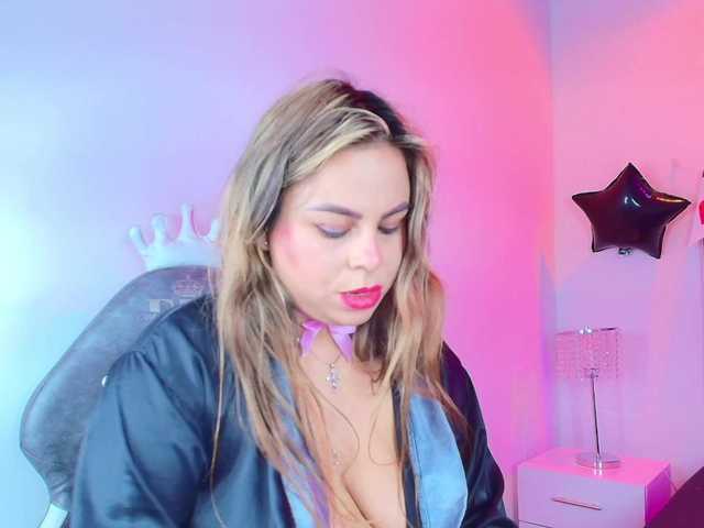 Lia-adams's BongaCams show and profile