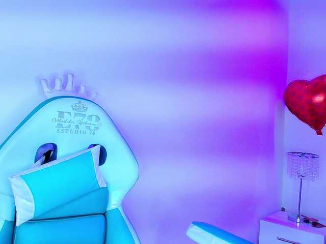 Lia-adams's BongaCams show and profile