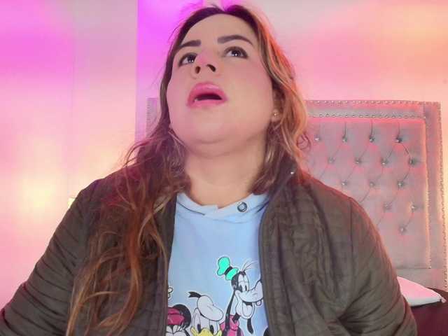 Lia-adams's BongaCams show and profile