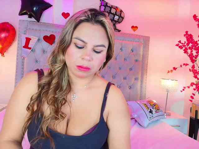 Lia-adams Live Webcam on BongaCams