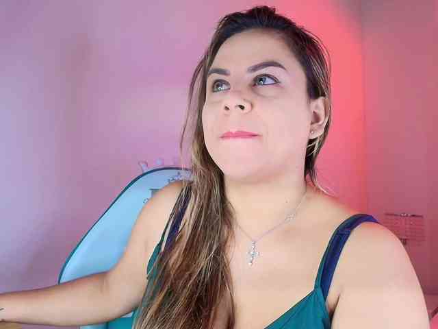 Lia-adams Live Webcam on BongaCams