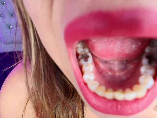 Lia-adams Live Webcam on {site_name}