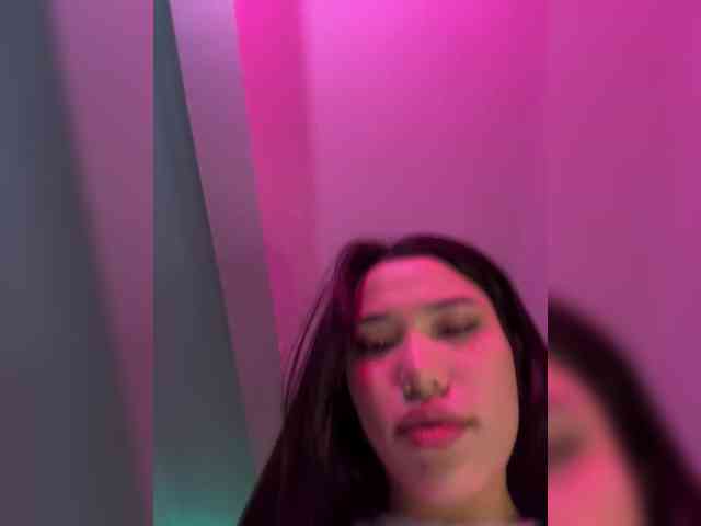 TumanANGELINA webcam