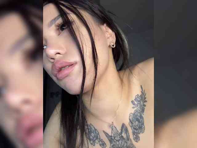 TumanANGELINA webcam