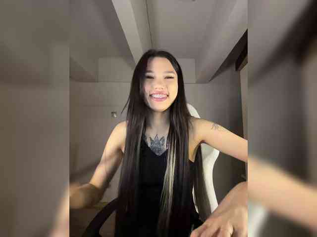 TumanANGELINA webcam