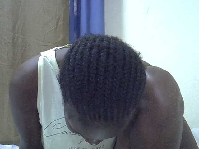 Sweetpussie's BongaCams show and profile