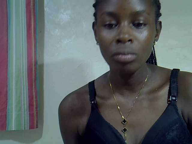 Sweetpussie's BongaCams show and profile