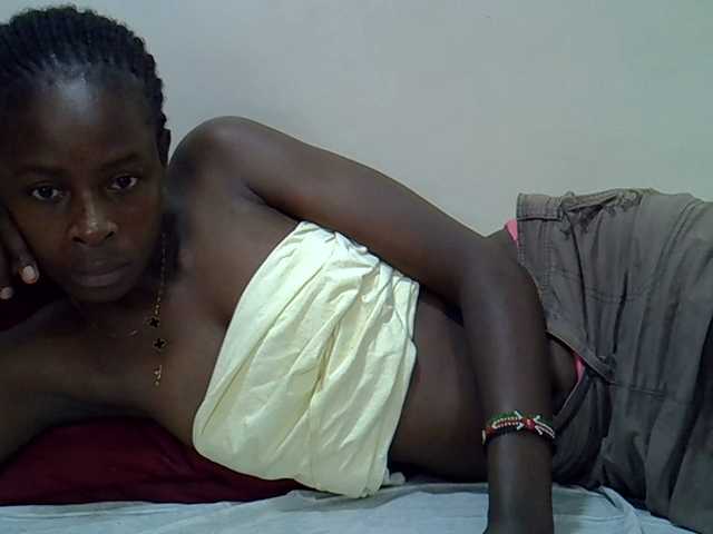 Sweetpussie live cam profile