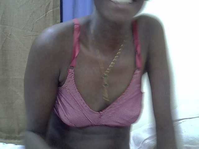 Sweetpussie's BongaCams show and profile