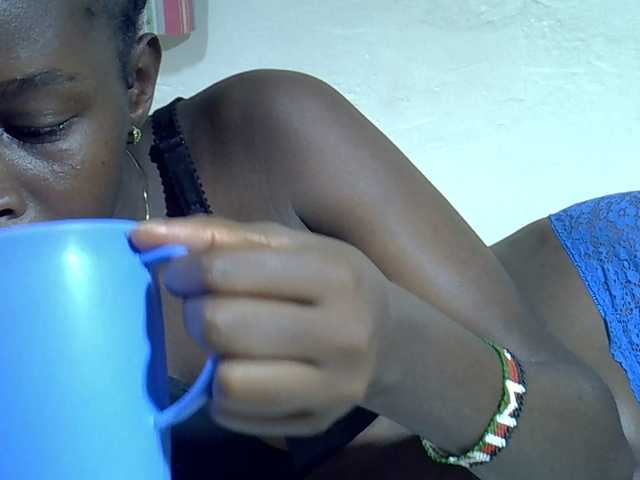 Sweetpussie's BongaCams show and profile