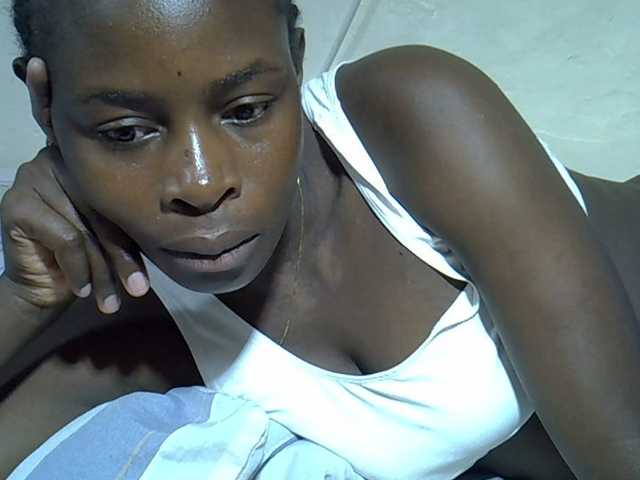 Sweetpussie's BongaCams show and profile