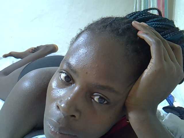 Sweetpussie's BongaCams show and profile