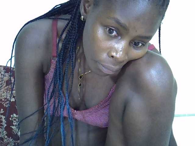 Sweetpussie's BongaCams show and profile