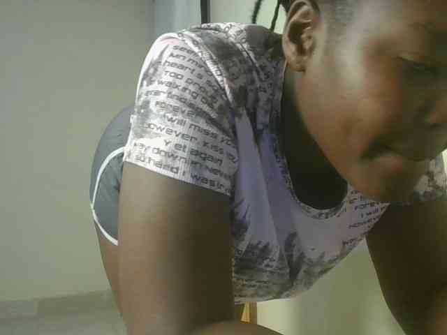 Sexyicey webcam