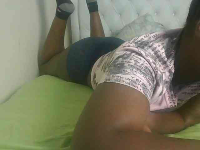 Sexyicey webcam