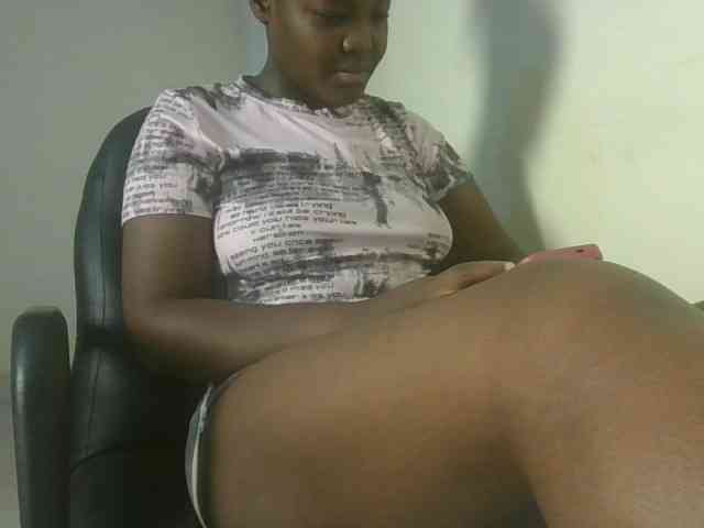 Sexyicey webcam