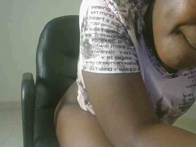 Sexyicey webcam