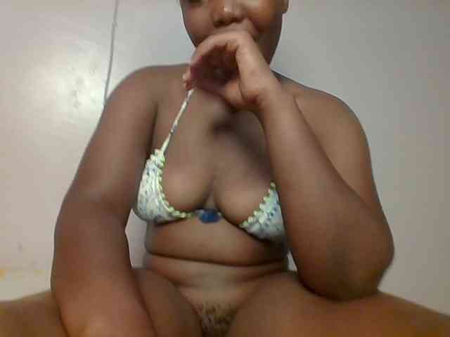 Sexyicey Live Webcam on BongaCams