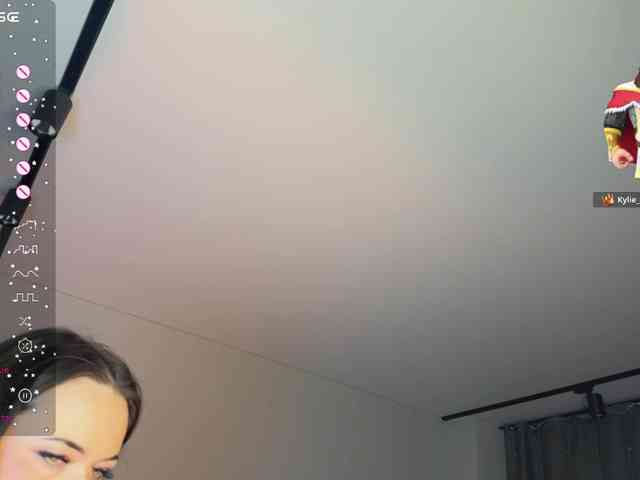 majesticmadam webcam