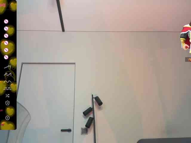 majesticmadam webcam