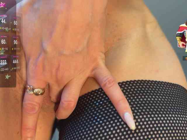 majesticmadam Live Webcam on BongaCams