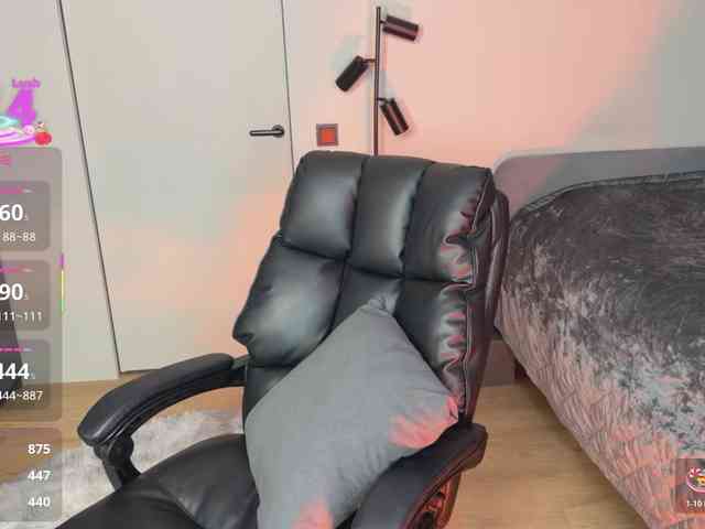 majesticmadam webcam