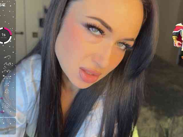 majesticmadam webcam