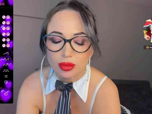 majesticmadam webcam