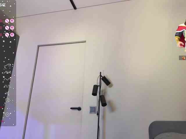 majesticmadam webcam