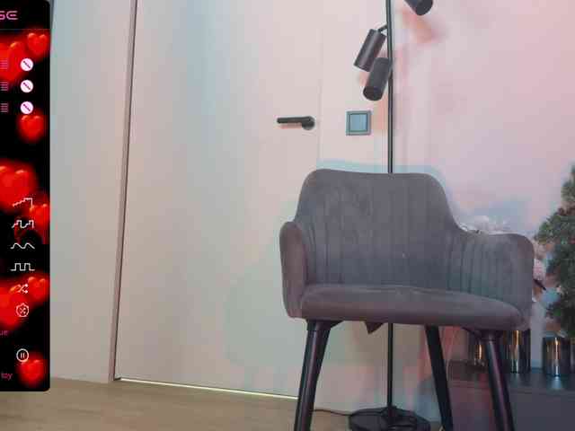 majesticmadam webcam