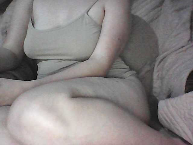 KissMeQuick's BongaCams show and profile