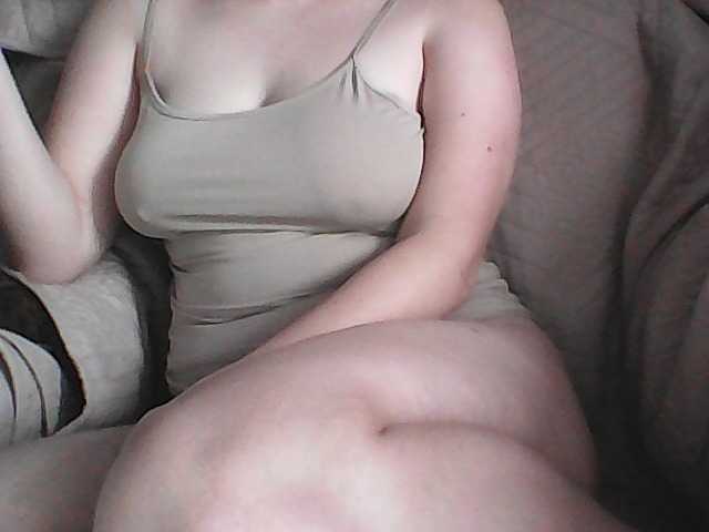 KissMeQuick's BongaCams show and profile