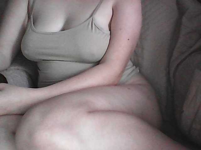 KissMeQuick's BongaCams show and profile