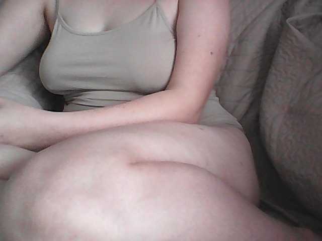 KissMeQuick's BongaCams show and profile