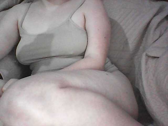 KissMeQuick's BongaCams show and profile