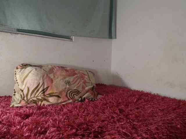 miachanel421 miachanel421