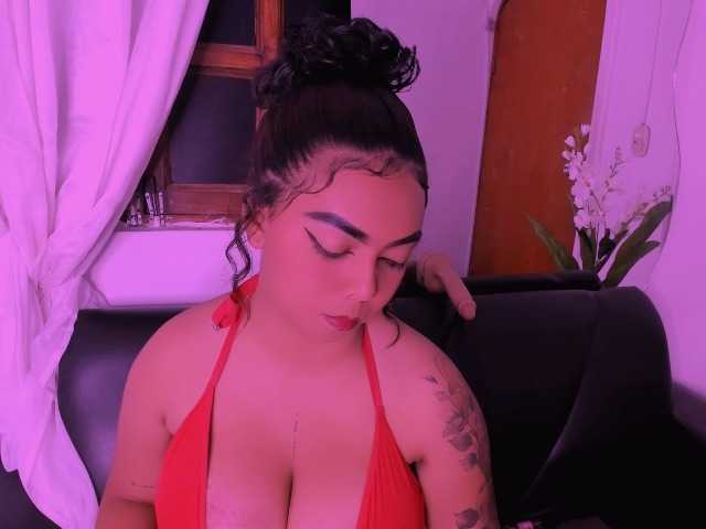 nahomy-ryans from BongaCams is Freechat