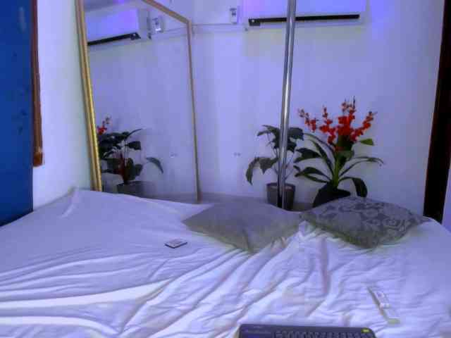 nahomy-ryans nahomy-ryans