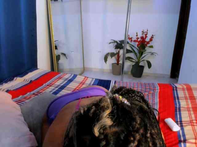 nahomy-ryans nahomy-ryans