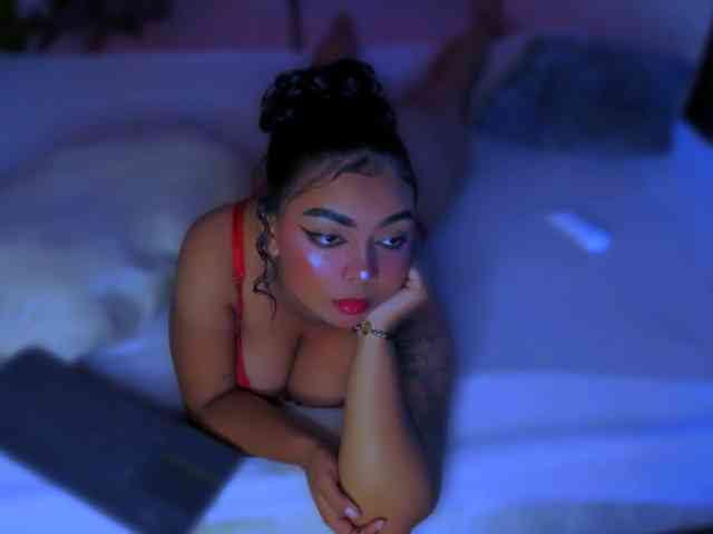 nahomy-ryans nahomy-ryans