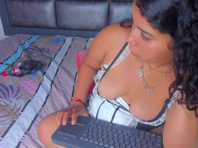 Sasha-picot17 webcam