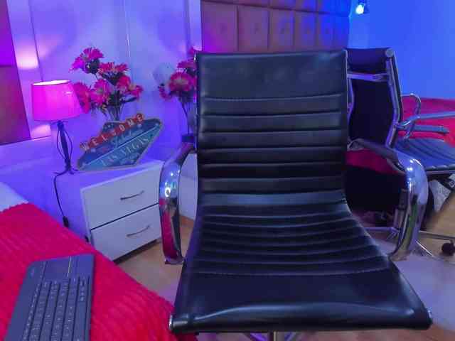 Sasha-picot17 webcam