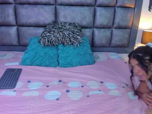 Sasha-picot17 webcam